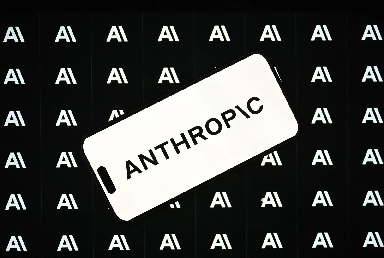 Anthropic a depus actele pentru listarea pe bursa NASDAQ