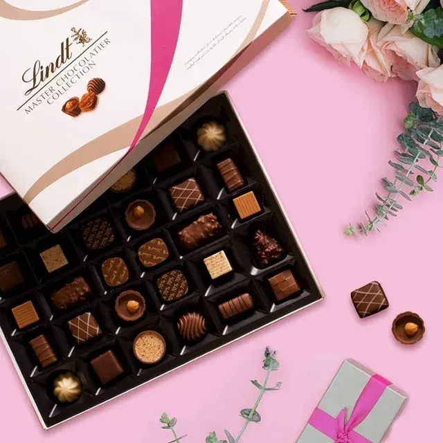 Lindt recunoaște că a scumpit excesiv ciocolata: cererea a scăzut, acțiunile s-au prăbușit, iar directorul general a fost înlocuit
