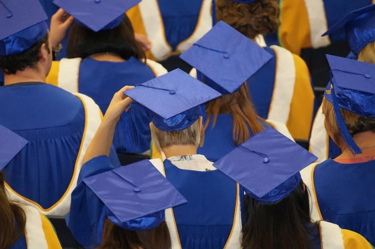 Platforma de reduceri Uniperks se extinde în România pentru comunitatea universitară